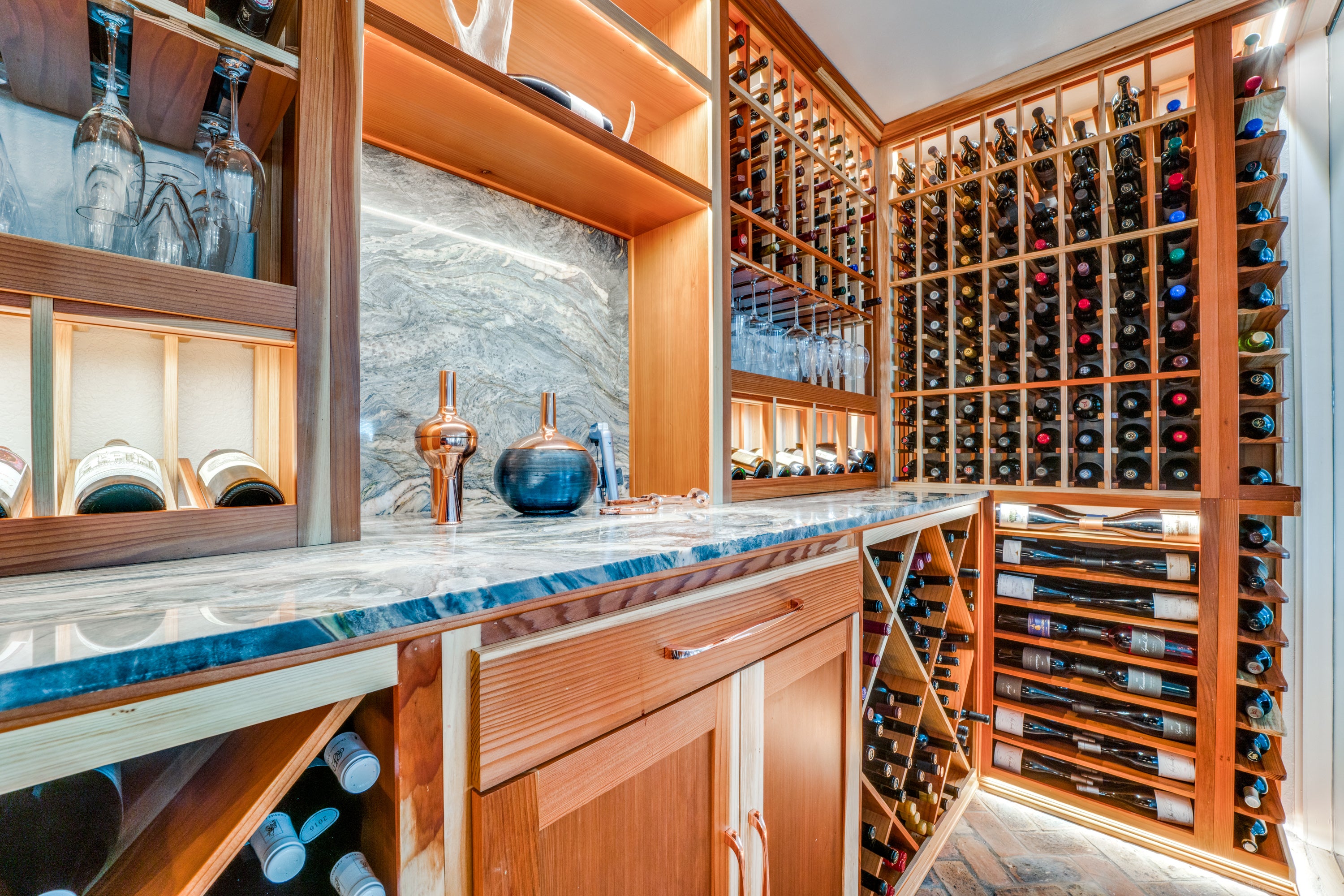 Mastering the Art of Stocking a Wine Cellar A Comprehensive Strategy